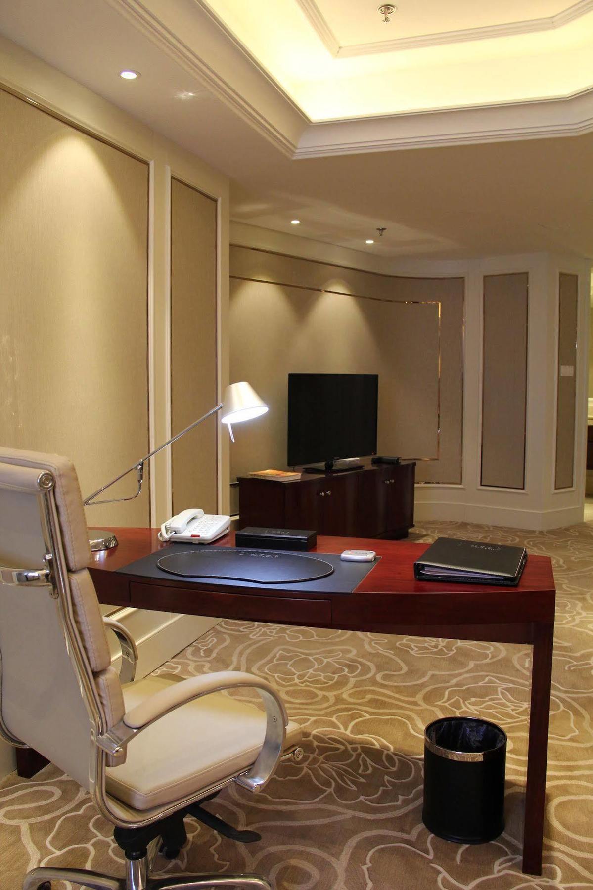 Baoji Jianguo Hotel Buitenkant foto