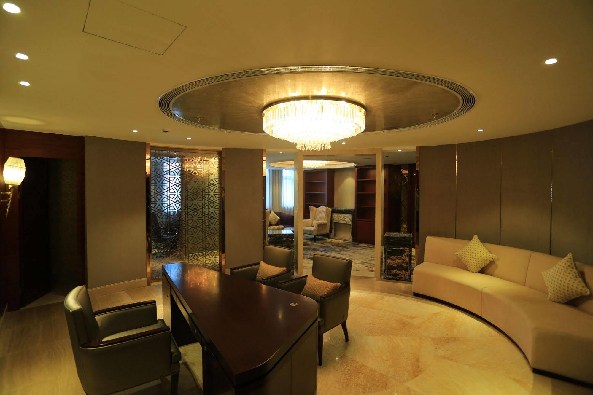 Baoji Jianguo Hotel Buitenkant foto