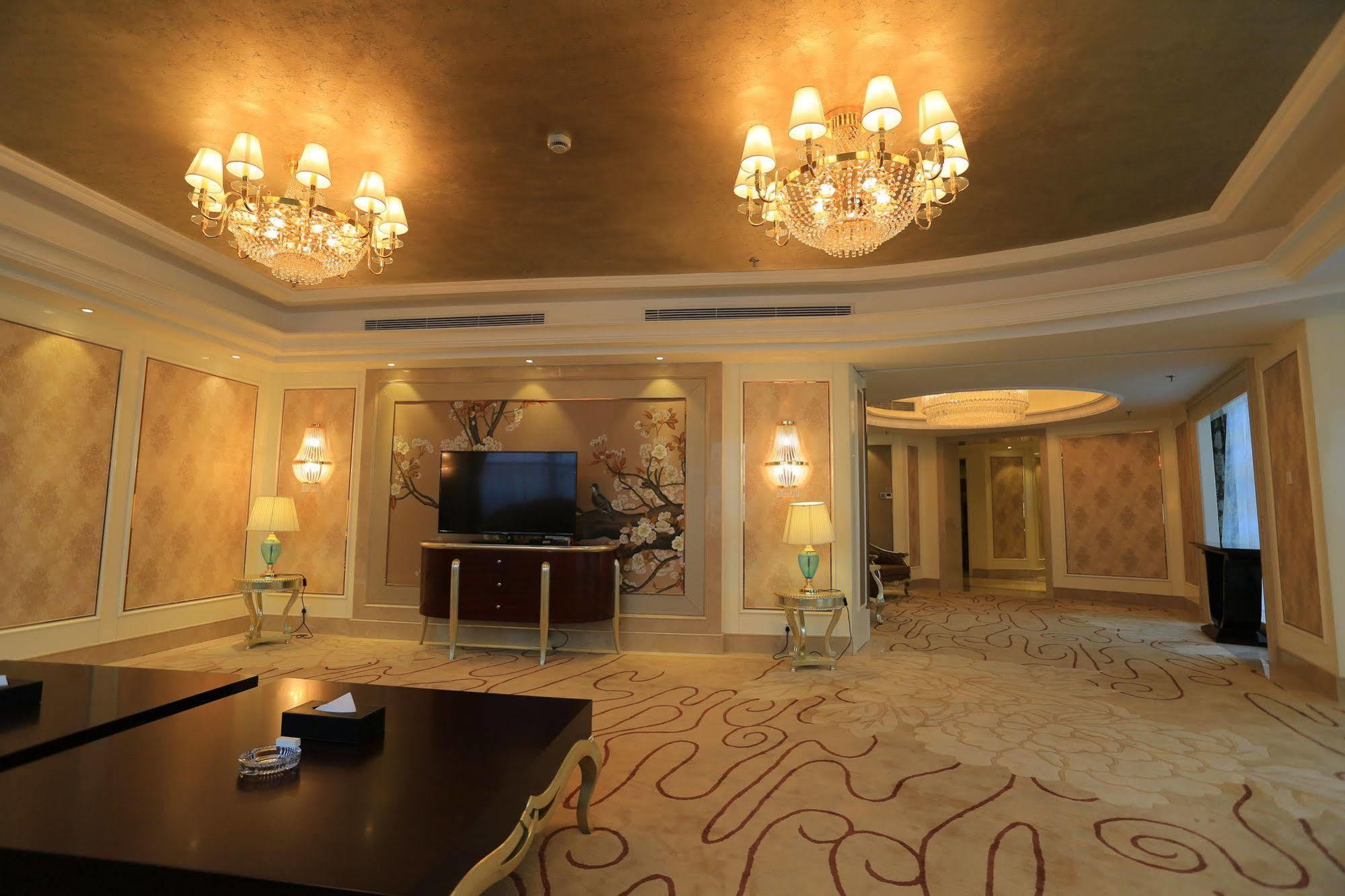 Baoji Jianguo Hotel Buitenkant foto