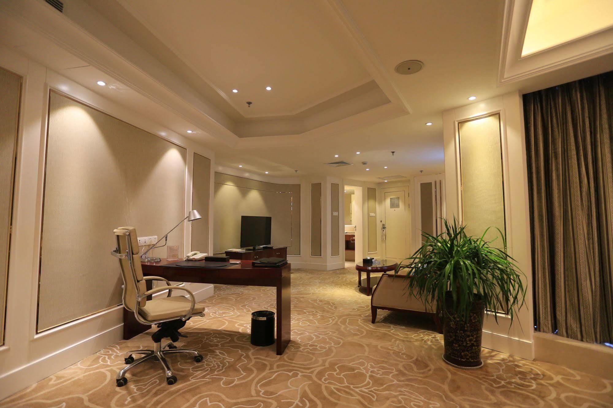 Baoji Jianguo Hotel Buitenkant foto